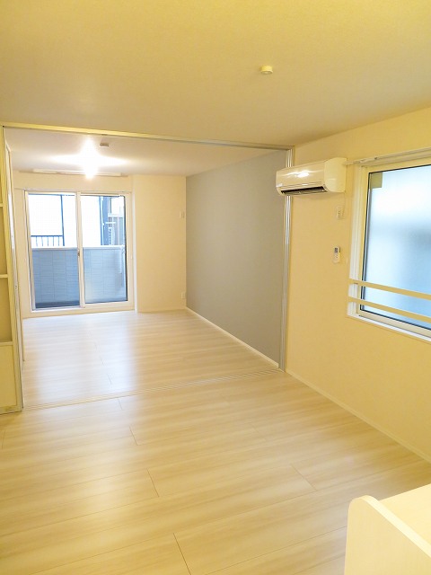 アンジュール北町の居間写真