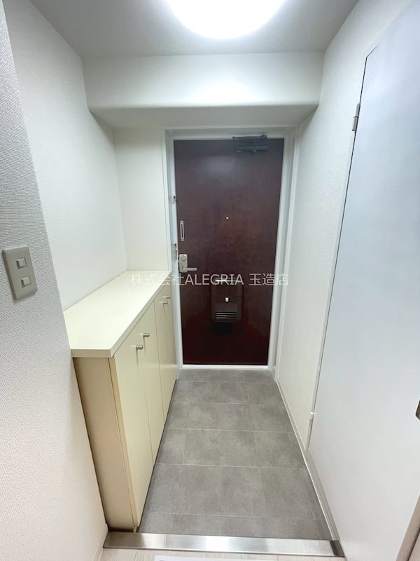 ＪＲ大阪環状線 玉造駅 徒歩1分 12階建 築37年の玄関写真