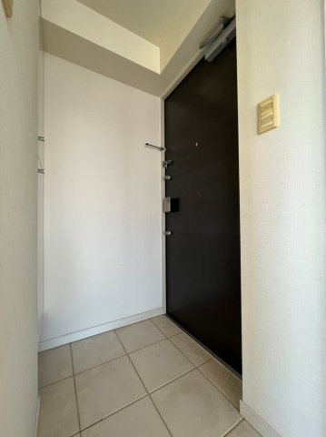 玄関　落ち着いた玄関です