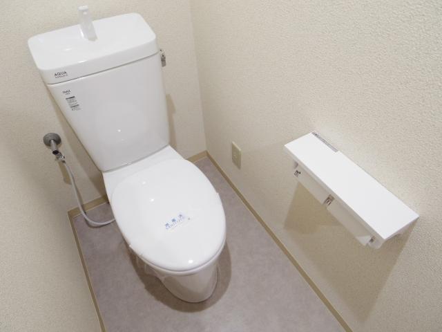 ＪＲ関西本線 郡山駅 徒歩5分 5階建 築39年のトイレ写真
