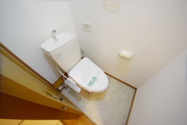 ＪＲ京浜東北線 西川口駅 徒歩18分 2階建 築24年のトイレ写真