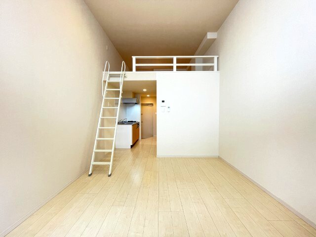ＪＲ鹿児島本線 箱崎駅 徒歩14分 2階建 築15年の居間写真