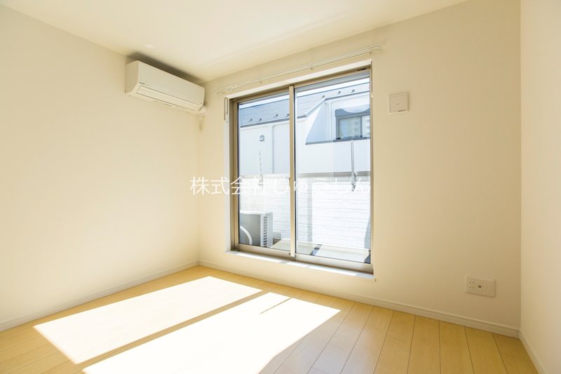 Tierra Apartmentの居間写真