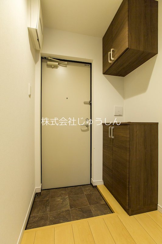Tierra Apartmentの玄関写真