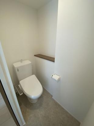 ＪＲ埼京線 十条駅 徒歩7分 3階建 築5年のトイレ写真