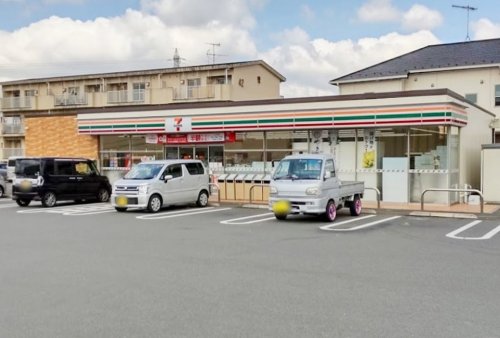 コンビニ　セブン-イレブン 横浜阿久和南４丁目店（コンビニ）まで173m