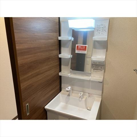ＪＲ京浜東北線 浦和駅 バス乗車時間：22分 最寄りバス停で下車 徒歩3分 2階建 築27年の内装写真