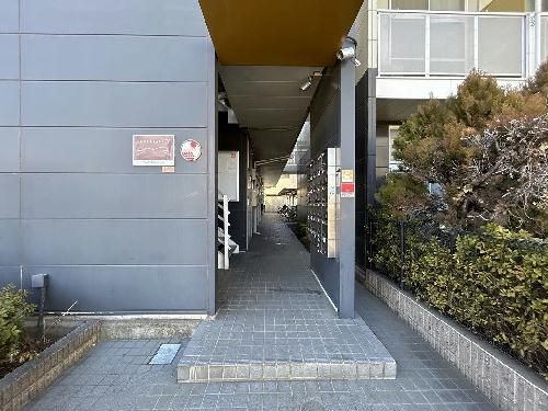 レオパレスピースアベニューの外観写真