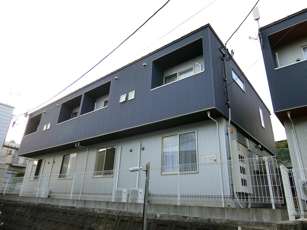 Azul千代田町I