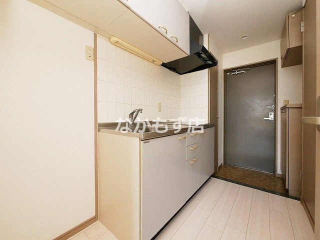 南海高野線 堺東駅 徒歩9分 10階建 築28年のキッチン写真