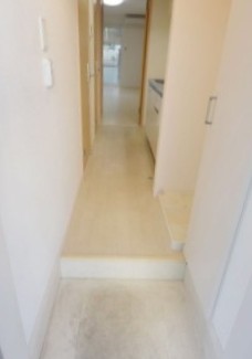 玄関　別部屋参照写真