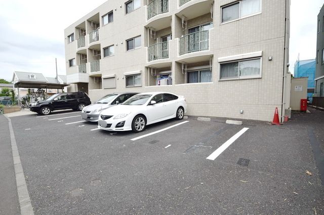 駐車場　★駐車場です★