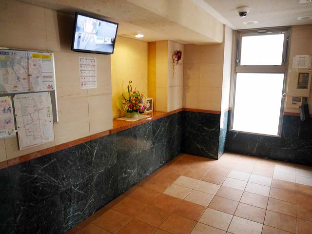 地下鉄空港線 唐人町駅 徒歩3分 6階建 築24年の外観写真