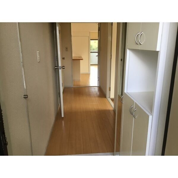 M s Global Port IIの玄関写真