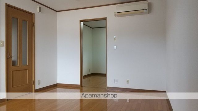 プラントハイツの居間写真