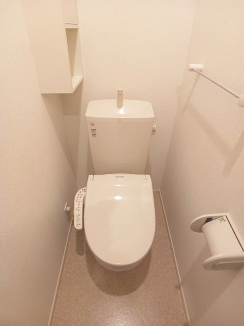 クエスト ガーデンIIのトイレ写真