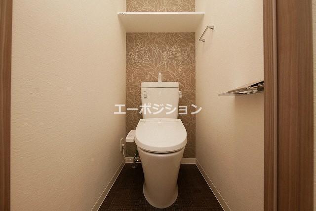 南海汐見橋線 汐見橋駅 徒歩3分 14階建 築4年のトイレ写真