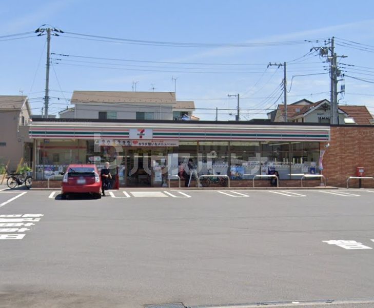 コンビニ　セブンイレブン新鎌ケ谷3丁目店（コンビニ）まで540m