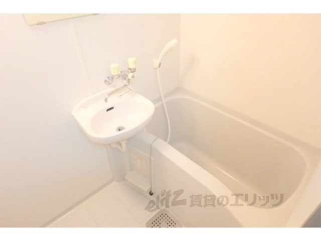 ラルース2の風呂写真