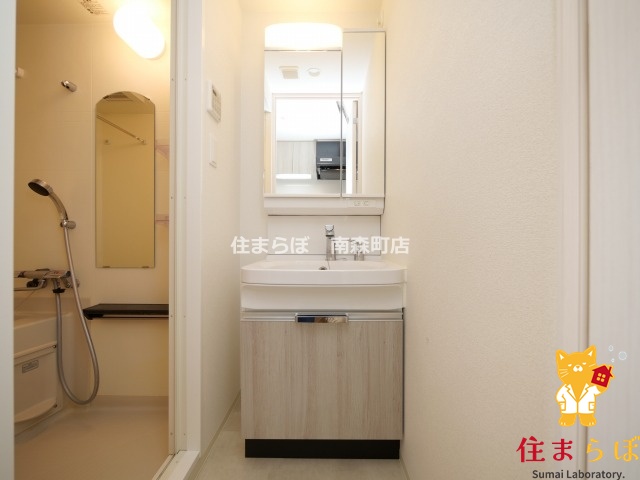 地下鉄御堂筋線 中津駅 徒歩10分 10階建 築5年の内装写真