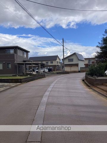 その他　前面道路（その他）まで0m