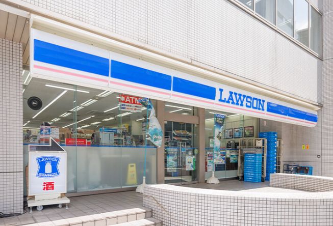 コンビニ　ローソン東大久保店（コンビニ）まで113m