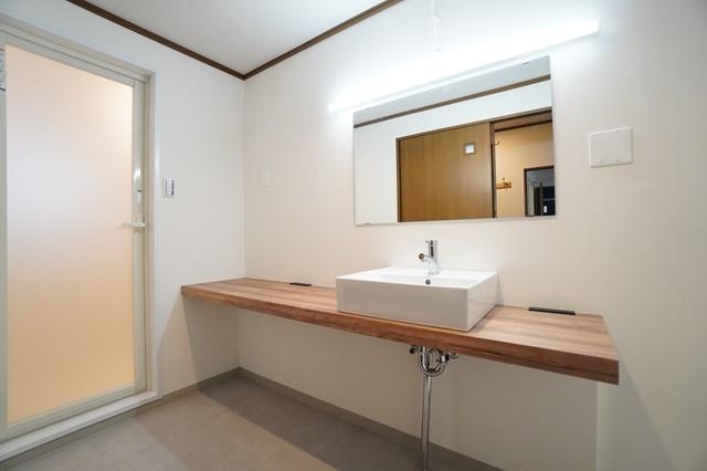 西鉄貝塚線 貝塚駅 徒歩7分 9階建 築31年の内装写真