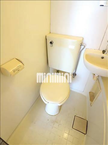 イーストマリンのトイレ写真