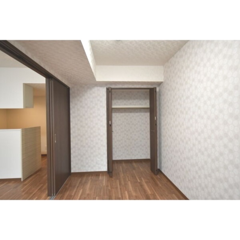 EXCELLENT HOUSE中の島の内装写真