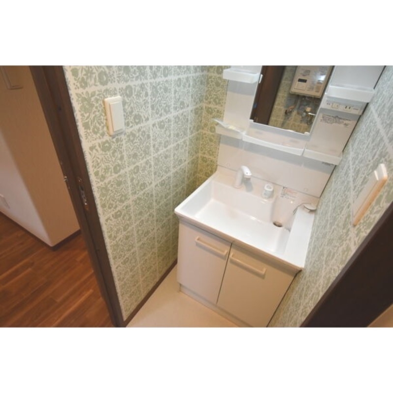 EXCELLENT HOUSE中の島の内装写真