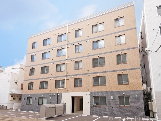 EXCELLENT HOUSE中の島の外観写真