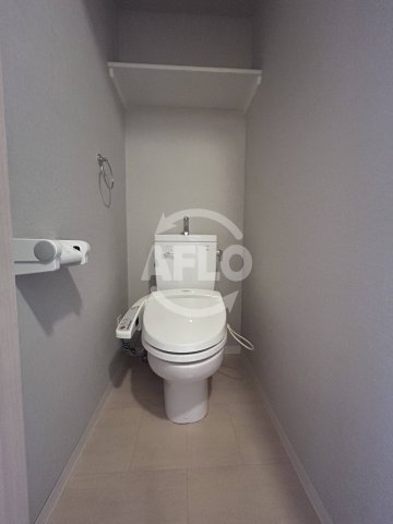 レフィーナカルム江坂のトイレ写真