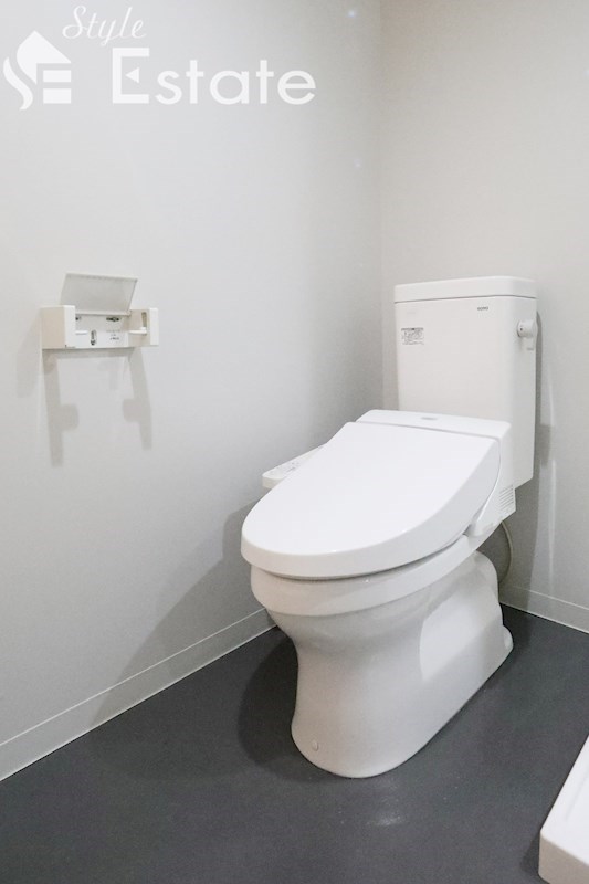 Oence 港東通のトイレ写真
