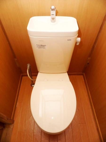 トイレ　トイレ