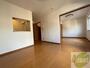 居室・リビング　広くてキレイなお部屋が広がっていて、充実した生活が送れそう。