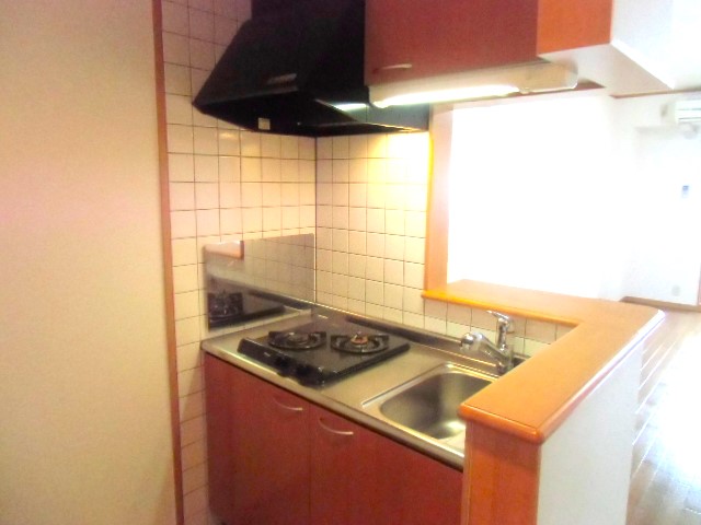 キッチン　お洒落なカウンターシステムキッチンです☆