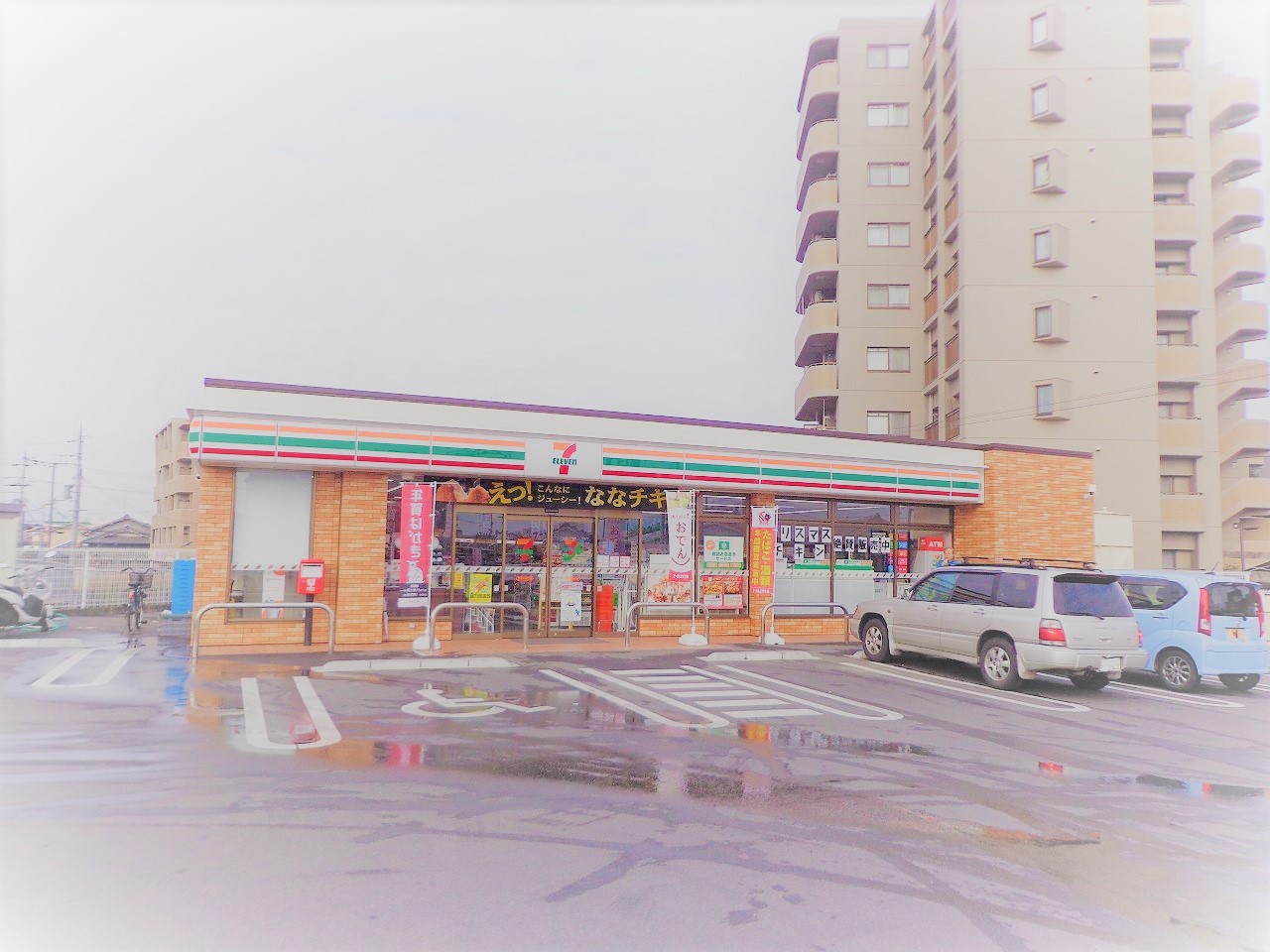 コンビニ　セブンイレブン橿原新賀町店（コンビニ）まで156m
