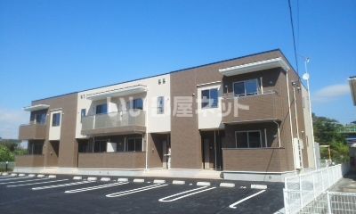 田村市船引町船引のアパートの建物外観