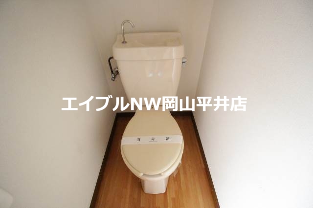 【備前市木谷のアパートのトイレ】