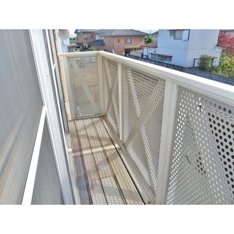 バルコニー　図面と現状に相違がある場合には現状を優先