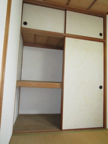 収納　たっぷりとした収納スペースです