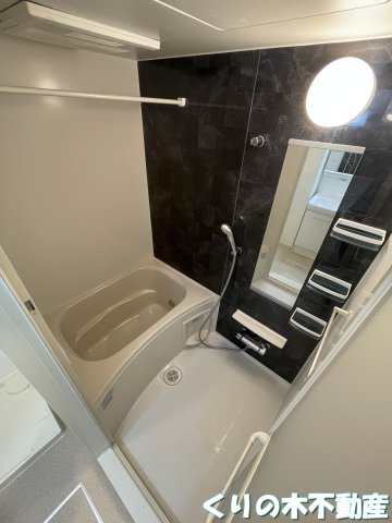 バス・シャワールーム　同タイプのお部屋の写真です（現況を優先致します）