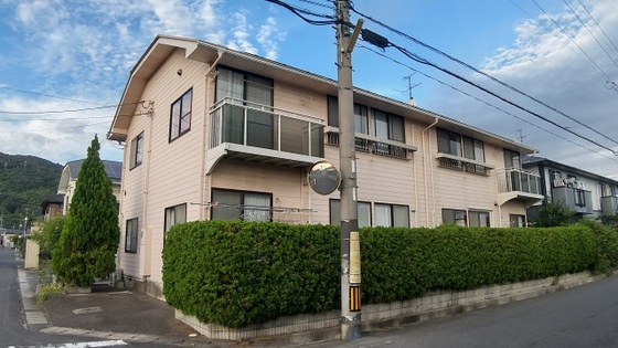 岡山市東区西大寺松崎のアパートの建物外観