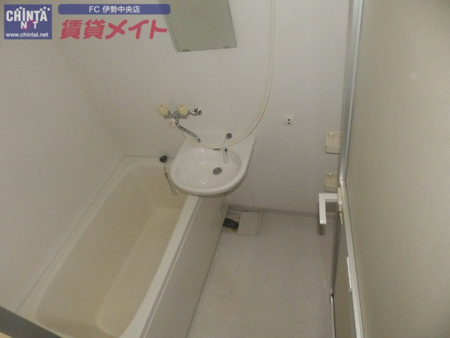 洗面設備　同物件別室写真