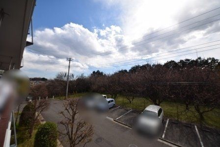 【横浜市旭区西川島町のマンションの眺望】