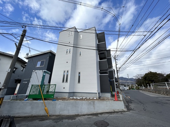 廿日市市住吉のアパートの建物外観