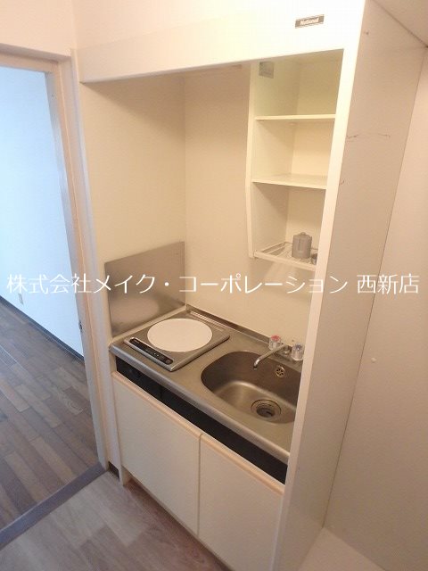 【福岡市城南区長尾のマンションのキッチン】