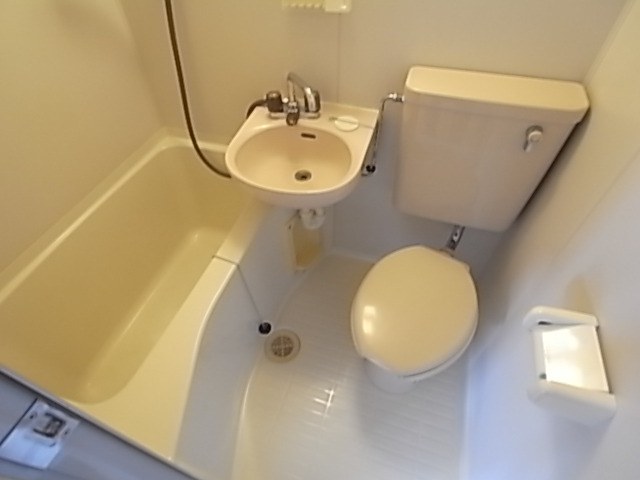 バス・シャワールーム　バスルーム