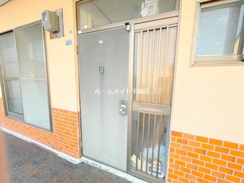 エントランス　玄関入り口です♪