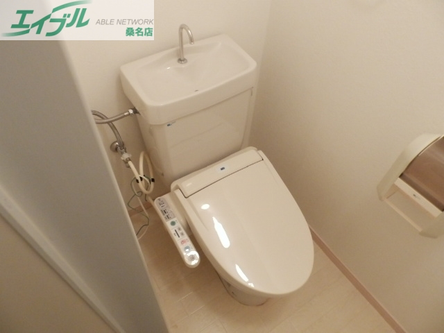 トイレ　同一タイプ部屋写真